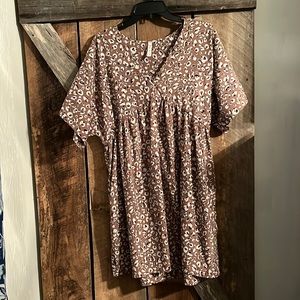 NWOT cheetah dress with pockets